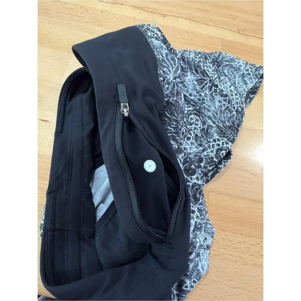 Lululemon Run Times Short II 4” Inseam Black White Floral Size 6 - Picture 6 of 6